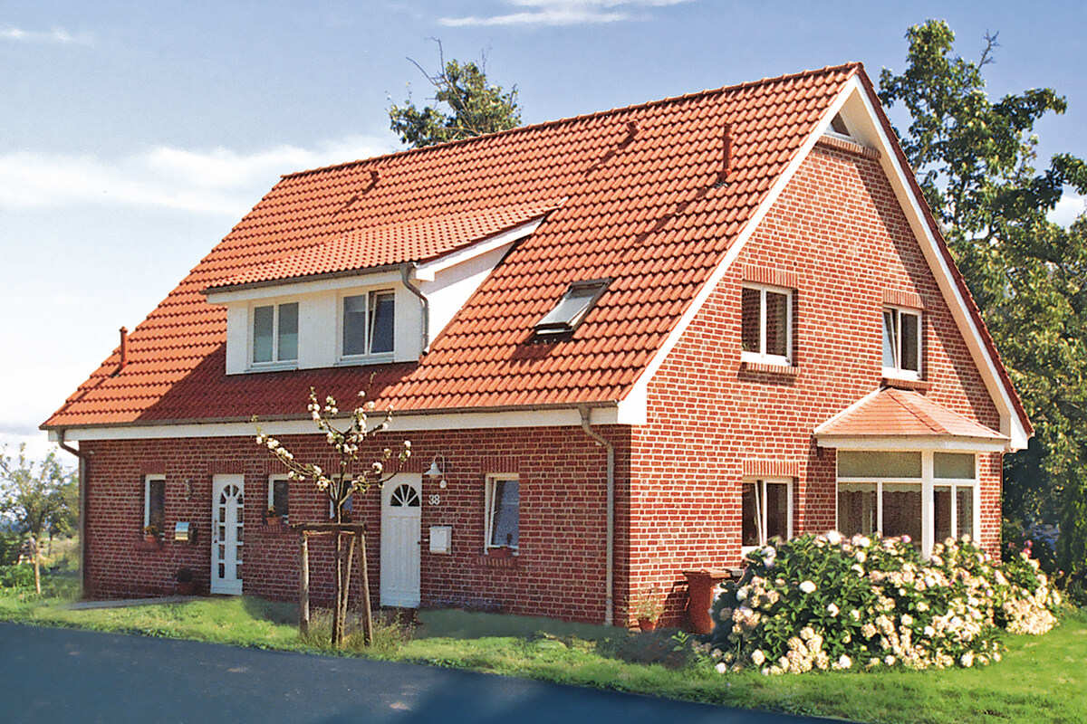 Ein Doppelhaus schlüsselfertig massiv gebaut mit über 120 qm Grundriss in Hannover, Burgwedel.